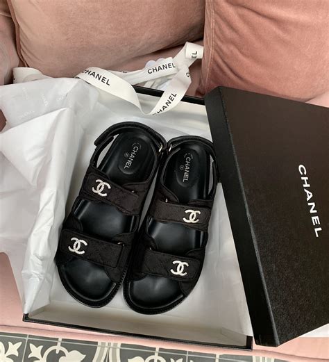 sandali chanel verdi lilla|vestiaire collective Chanel sandals.